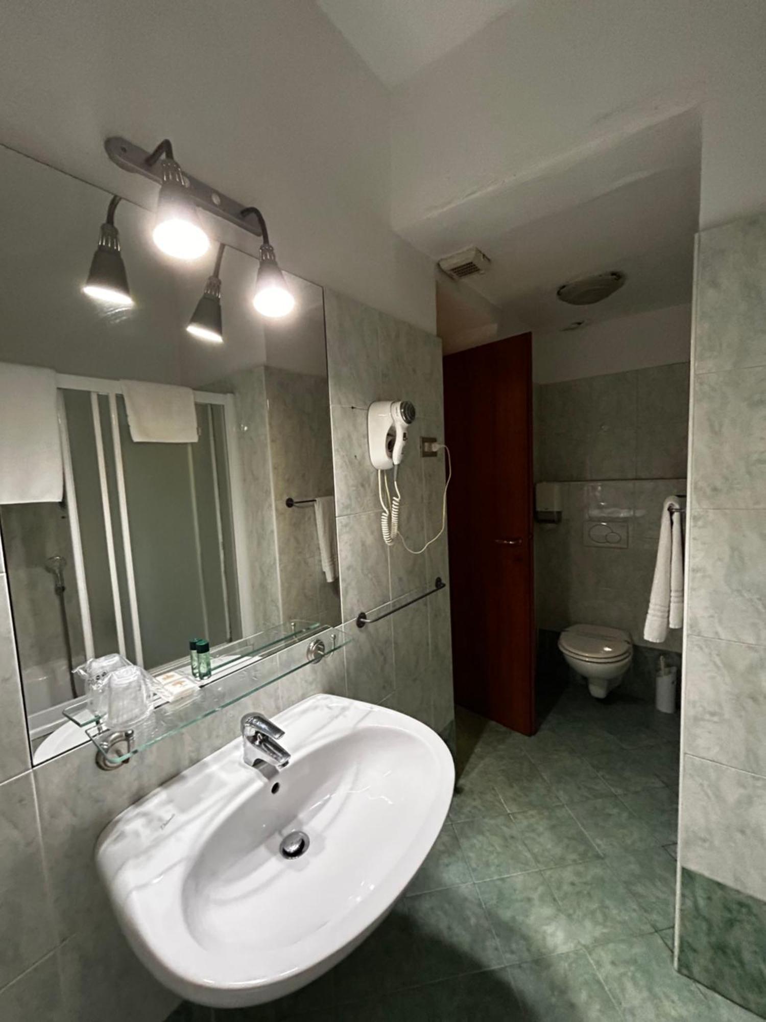 Hotel Ferrucci Torino Esterno foto